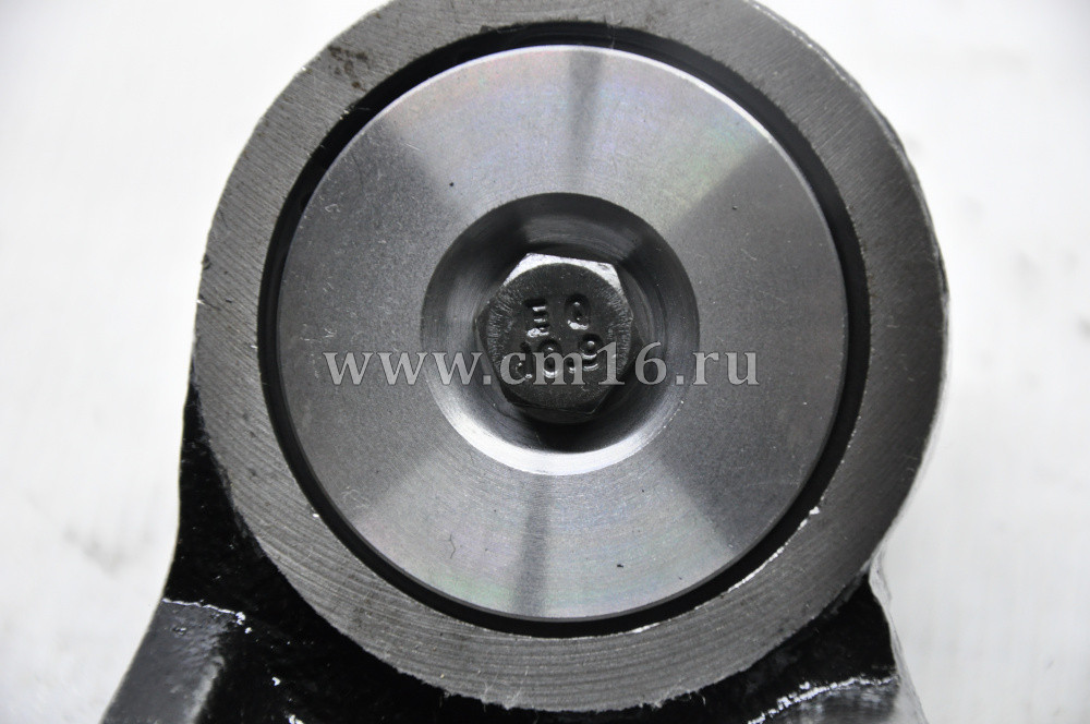 3285946/3285947 Кронштейн крепления шкива вентилятора 6ISBe 250 (О-)