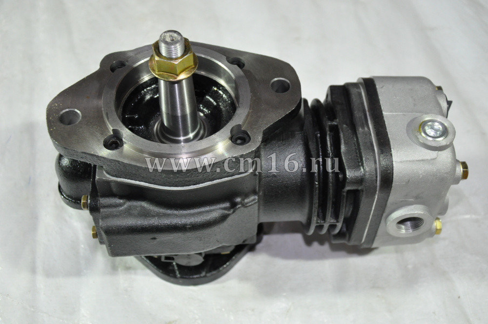 3974548/3974549 Компрессор воздушный 6BT,B5.9-180,EQB180-20,210-20 (головка маленькая, с патрубком) (C)