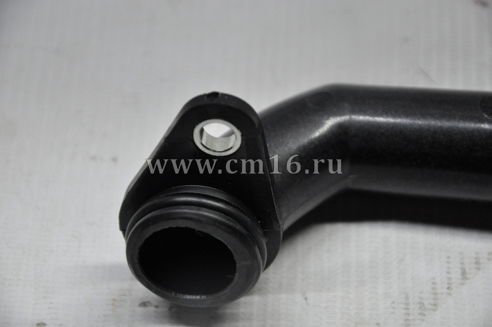 4943258 Труба водяная перепускная ISF3.8 (с резиновым кольцом) (О+)