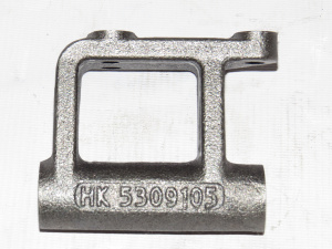 3910923/4932651 Кронштейн генератора в сб. 6BTA (О+)
