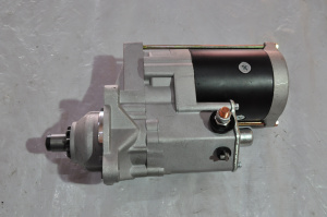 3957596 Стартер 24V 4.5rw 10зуб на 3 болта (C)