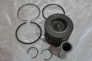 Поршневая к-т (поршень,палец,кольца,стопор) R1 ISF2.8 (АНАЛОГ) (C)